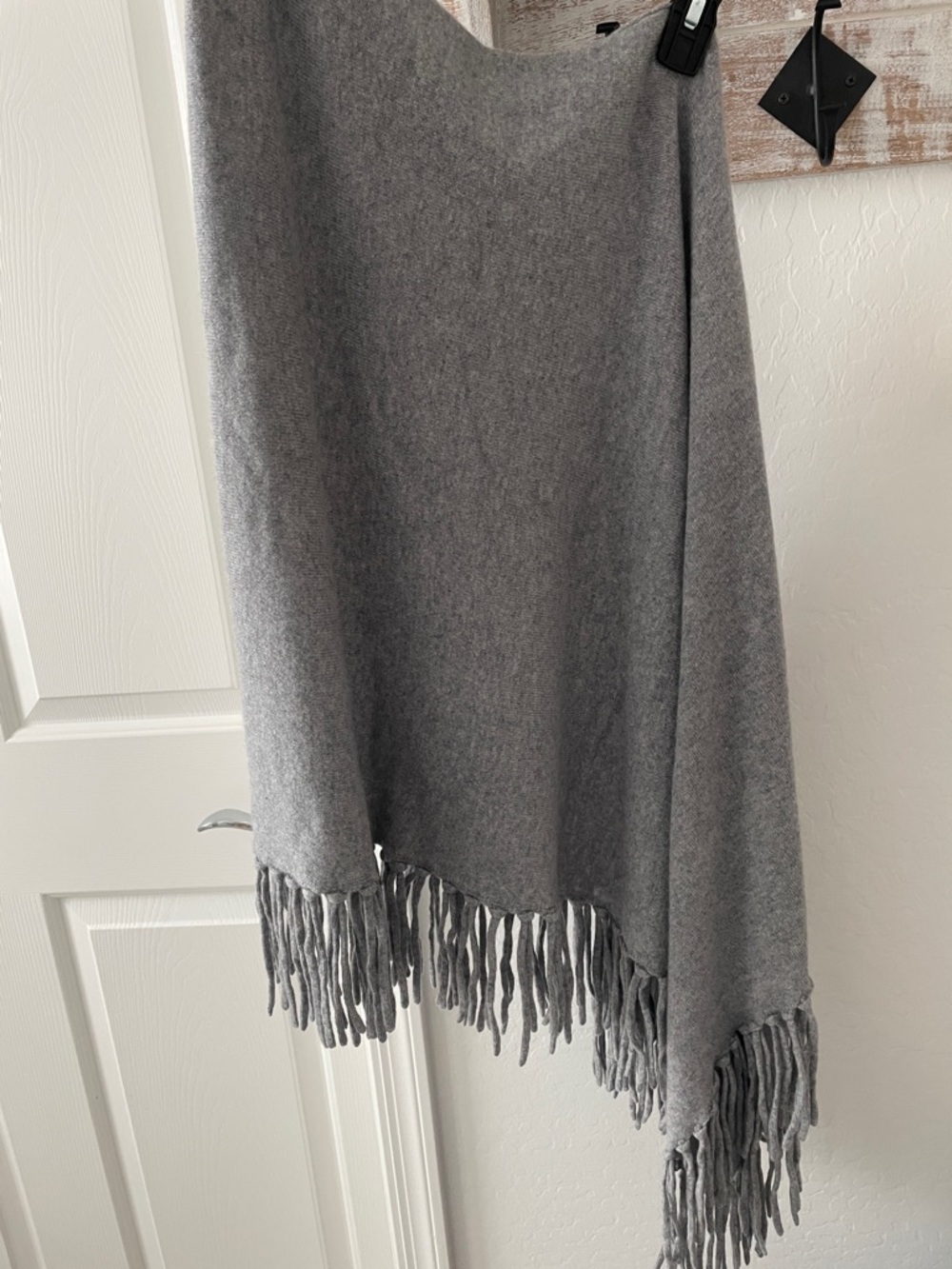 Cashmere Garnet Hill fringed poncho